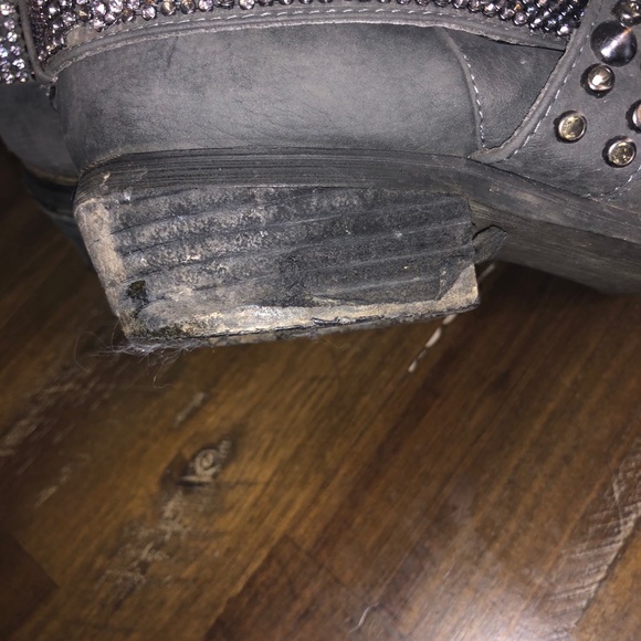 NOT RATED GREY BOOT 👢 - Picture 6 of 7